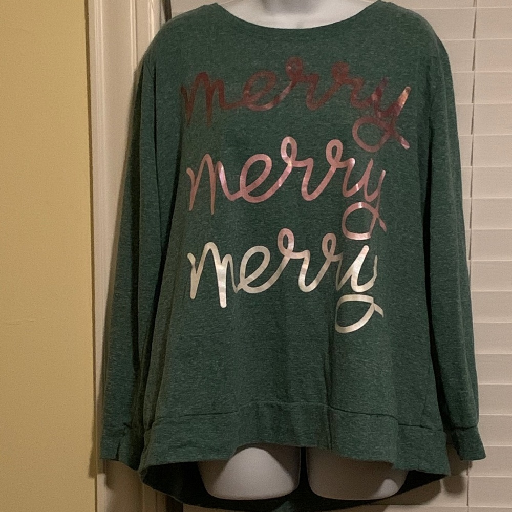 Holiday Time Merry top